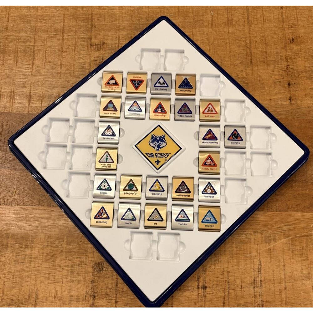 Official Boy Scouts Cub Scouts Belt Buckle Display with 24 Medals